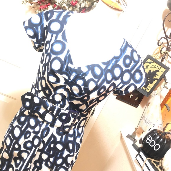 Beautiful Blues Circle Design Etcetera Midi Dress - Picture 4 of 8